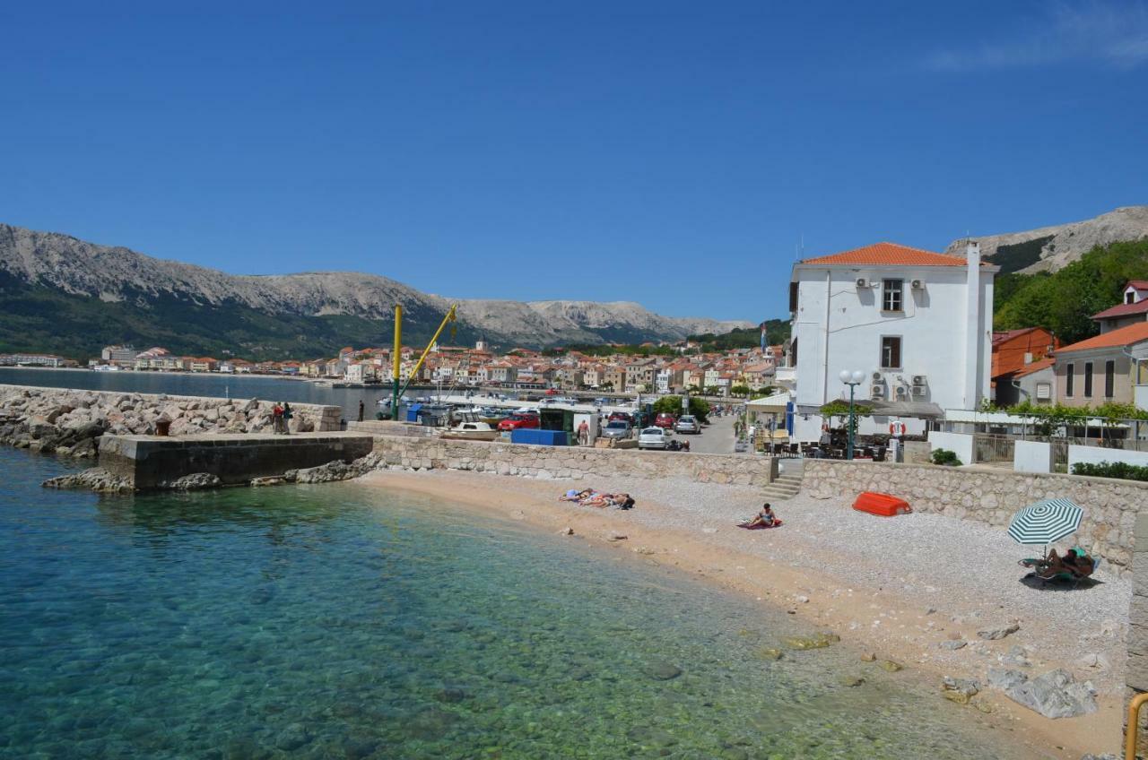 Apartments Kricin 14 Baška Exteriör bild